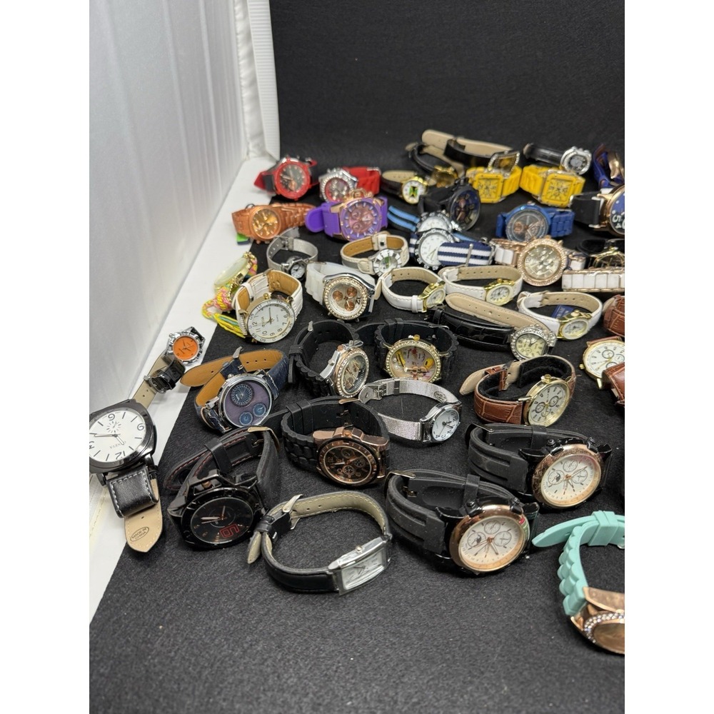 Huge Geneva Donna Vivi Fashion Watch Lot 60+ Men's Women's Wristwatches - Picture 2 of 13